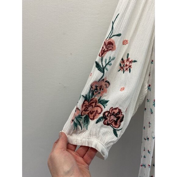 Floral Print White Dress - Picture 3 of 9